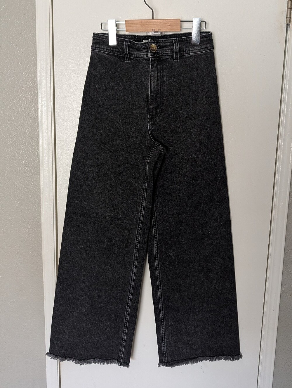 Women's Wide Leg Black Jeans - Classic High-Rise Size 26